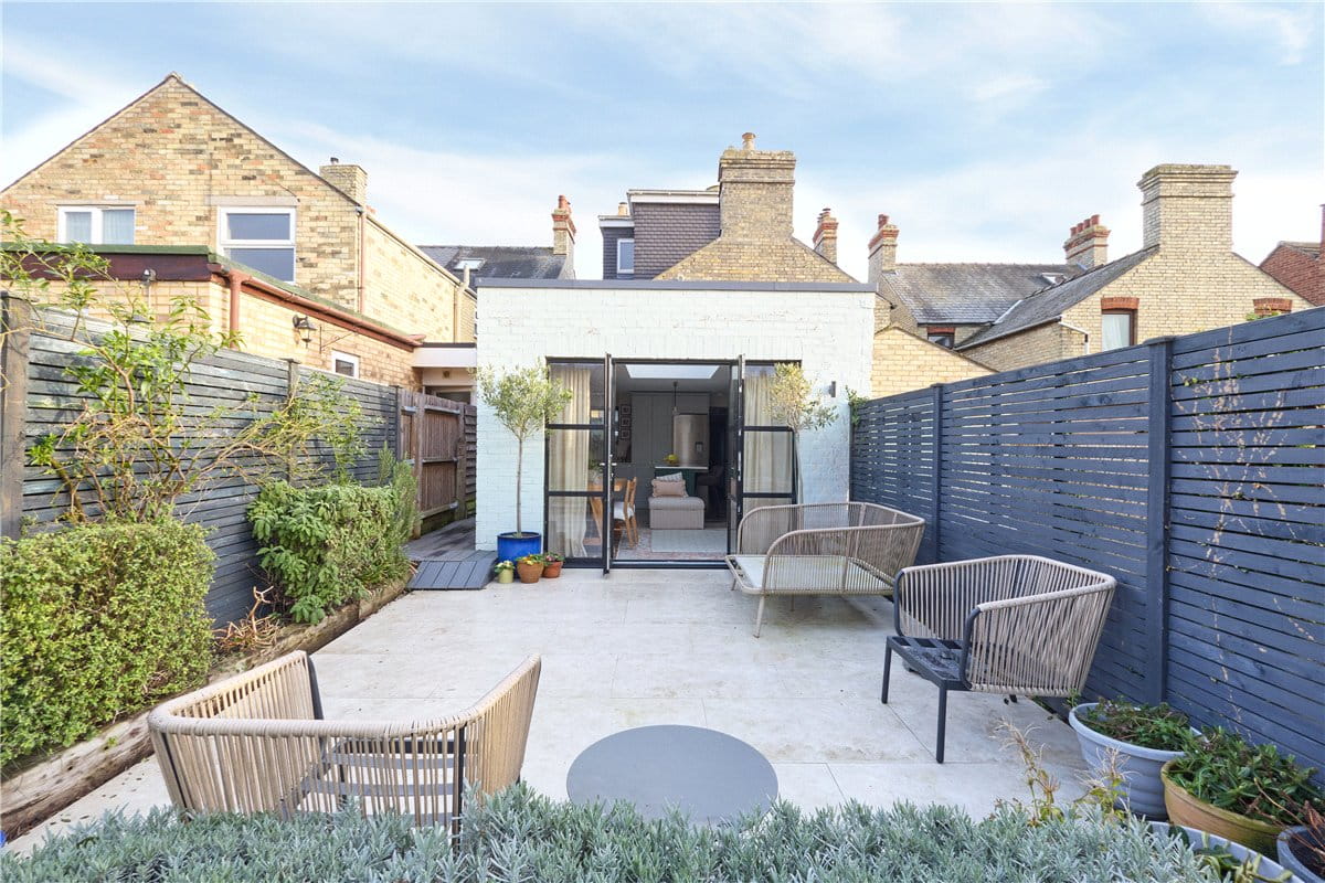 3 bedroom house, High Street, Cherry Hinton CB1 - Available