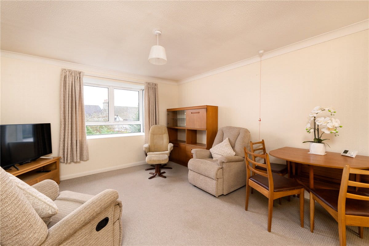 1 bedroom flat, Mill Road, Cambridge CB1 - Sold