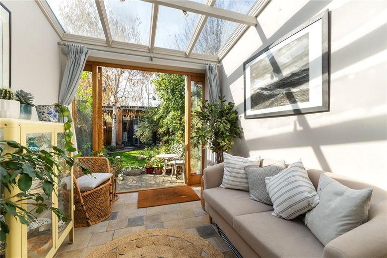 2 bedroom house, Sedgwick Street, Cambridge CB1 - Sold