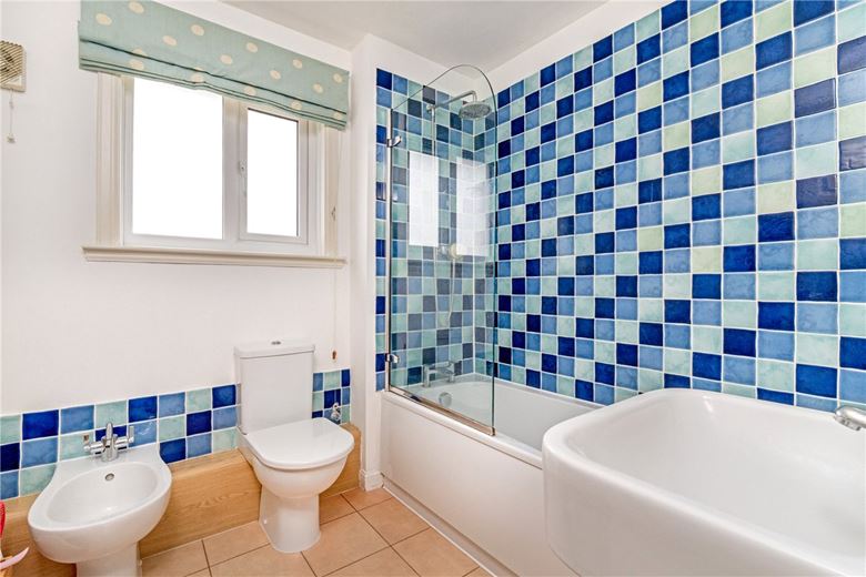 4 bedroom house, Willow Grove, Lode CB25 - Available