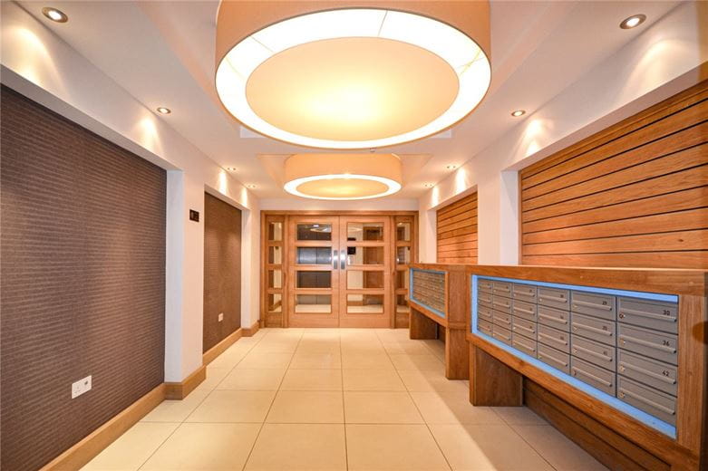 1 bedroom flat, Kingsley Walk, Cambridge CB5 - Available