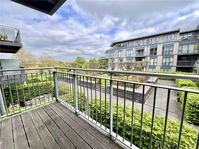 1 bedroom flat, Kingsley Walk, Cambridge CB5 - Sold