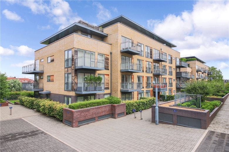1 bedroom flat, Kingsley Walk, Cambridge CB5 - Available