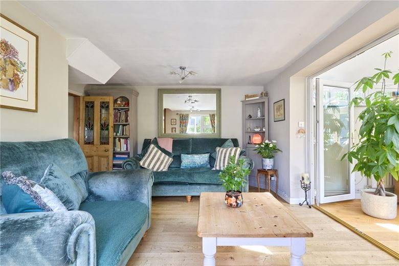 5 bedroom house, High Street, Melbourn SG8 - Available