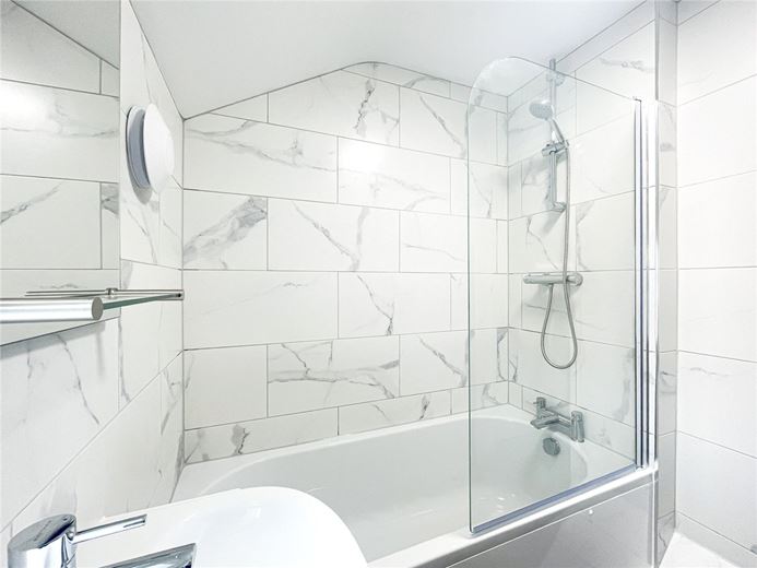 3 bedroom house, Drayton Road, Cherry Hinton CB1 - Available