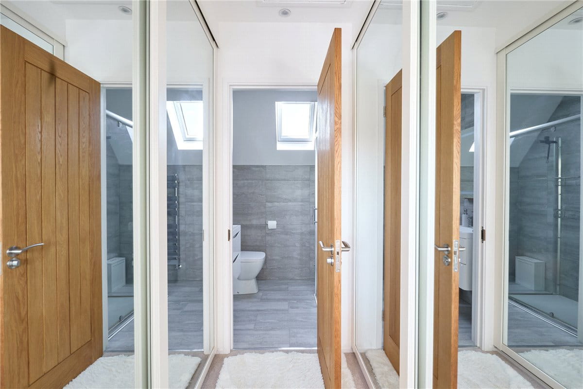 4 bedroom house, Newmarket Road, Kennett CB8 - Sold