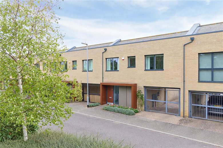 3 bedroom house, Glebe Farm Drive, Trumpington CB2 - Sold STC