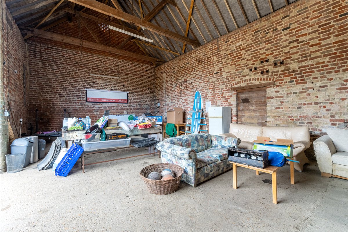 4 bedroom house, Hilton Road, Fenstanton PE28 - Available