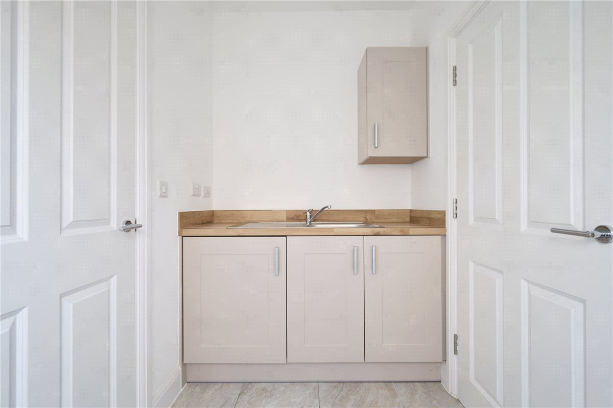 5 bedroom house, Britannia Road, Northstowe CB24 - Available