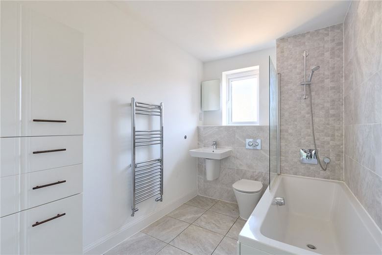 5 bedroom house, Britannia Road, Northstowe CB24 - Available