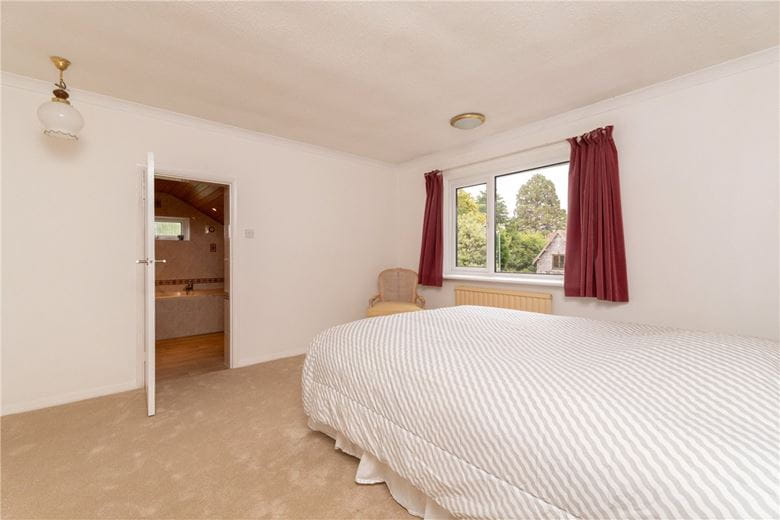 5 bedroom house, Scotts Gardens, Whittlesford CB22 - Sold STC