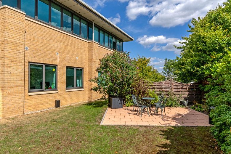 1 bedroom flat, Coldhams Lane, Cambridge CB1 - Available