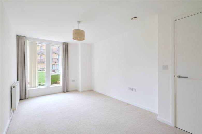 1 bedroom flat, Hills Road, Cambridge CB2 - Available