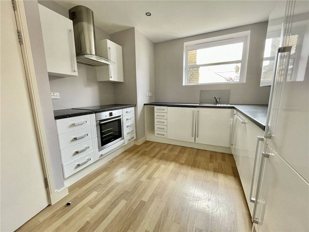 2 bedroom flat, Paradise Street, Cambridge CB1 - Available