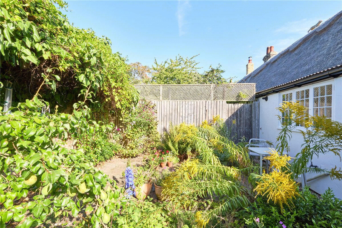 2 bedroom house, Station Road, Histon CB24 - Sold STC