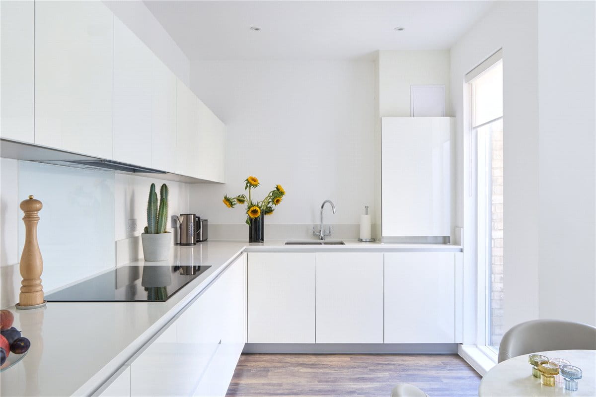 3 bedroom house, Windmill Drive, Trumpington CB2 - Available