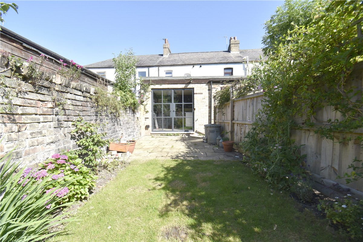 2 bedroom house, High Street, Chesterton CB4 - Available