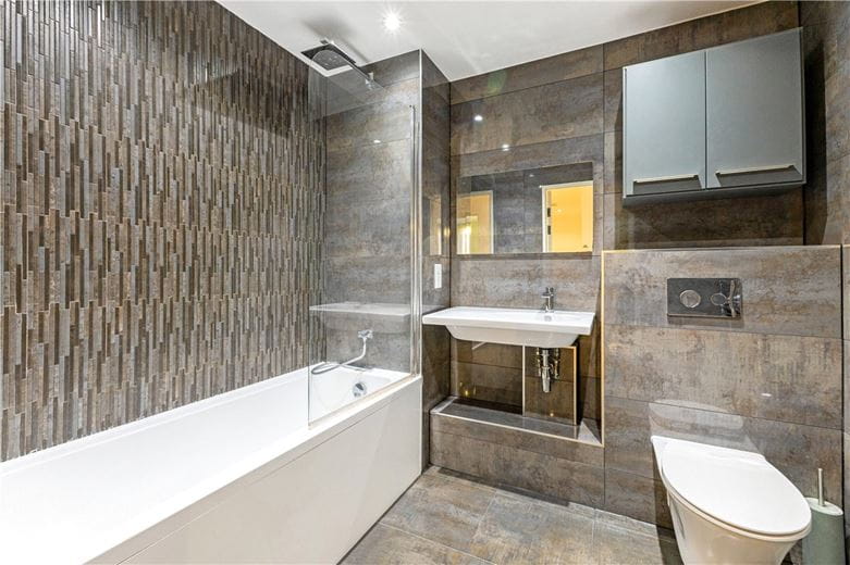 2 bedroom flat, Hills Road, Cambridge CB2 - Available