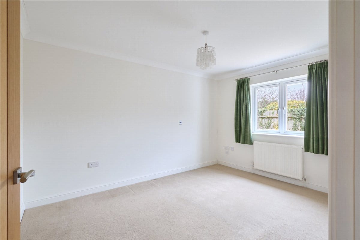 3 bedroom bungalow, High Street, Waterbeach CB25 - Available