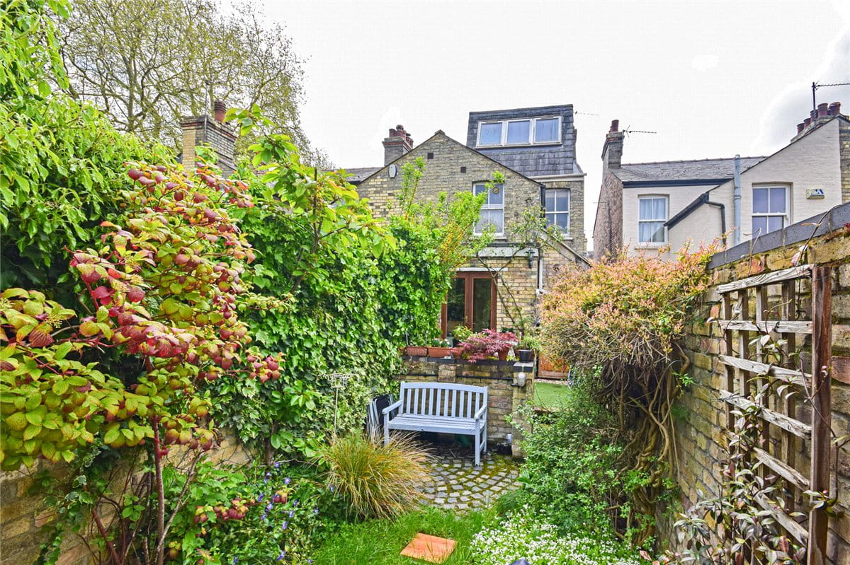 3 bedroom house, Petworth Street, Cambridge CB1 - Available