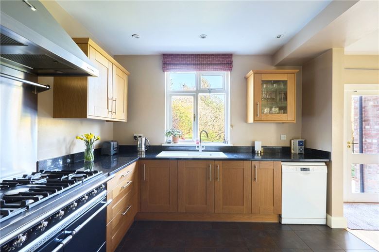 5 bedroom house, Gilbert Road, Cambridge CB4 - Available