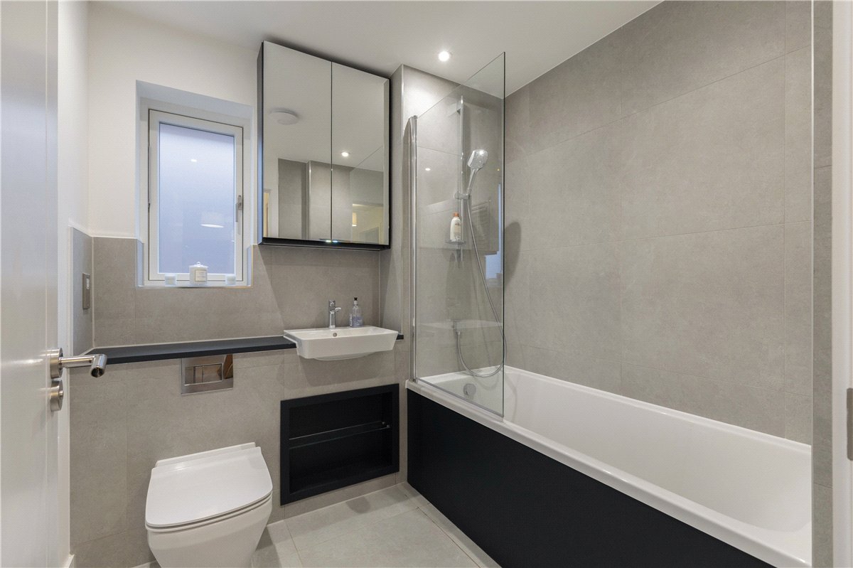 4 bedroom house, Trinity Place, Cambridge CB3 - Available