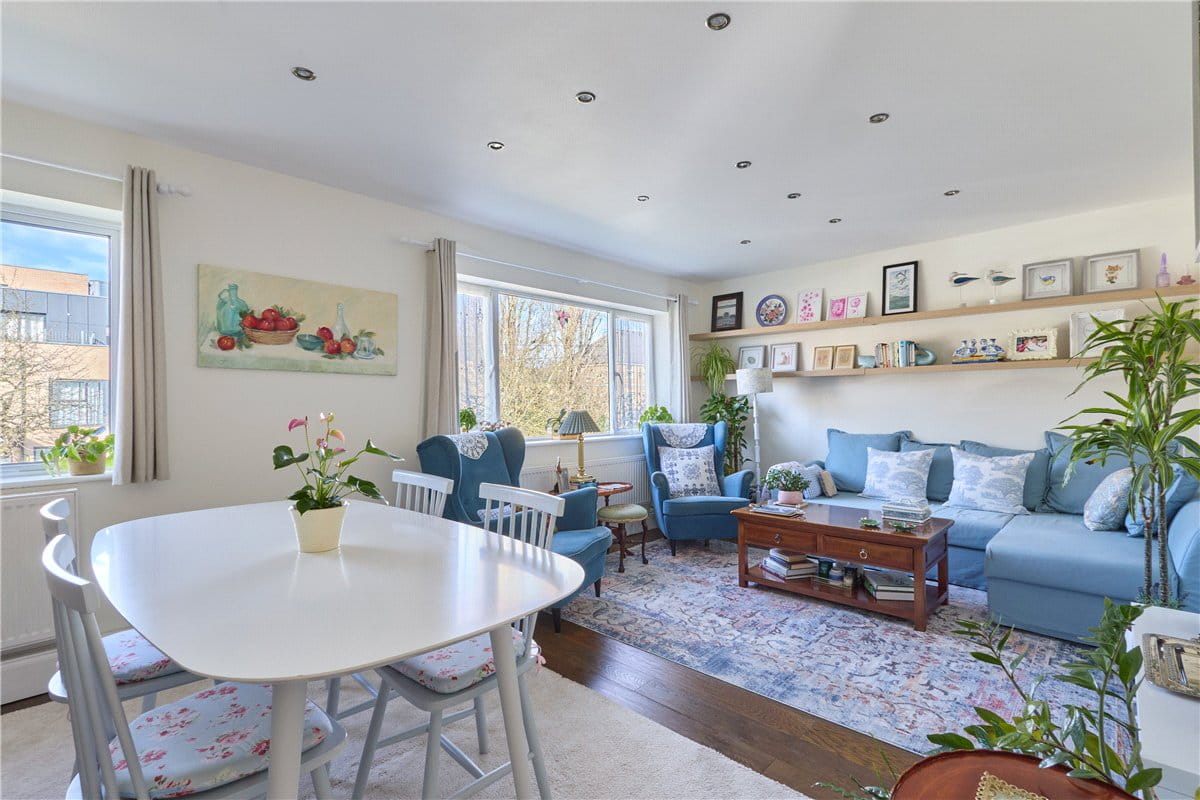 2 bedroom maisonette, Rustat Road, Cambridge CB1 - Available