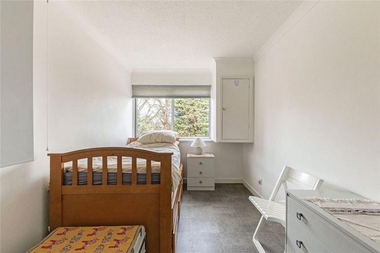 3 bedroom flat, Cavendish Avenue, Cambridge CB1 - Available