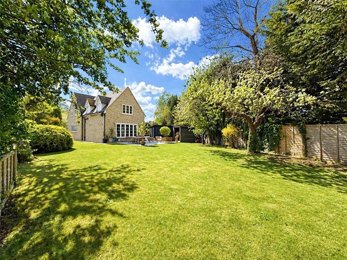 4 bedroom house, Cambridge Road, Oakington CB24 - Available