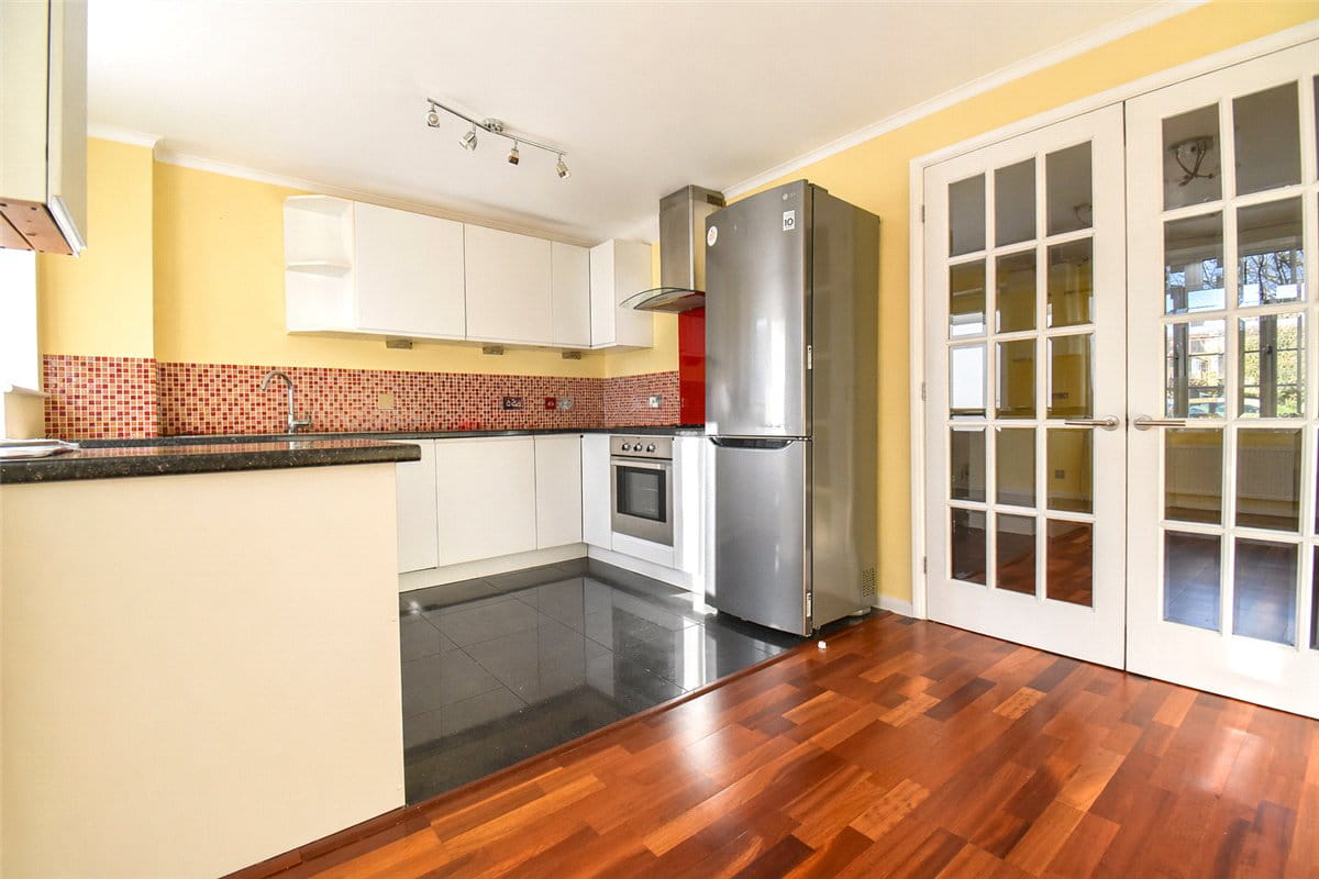 3 bedroom house, Tamarin Gardens, Cherry Hinton CB1 - Available