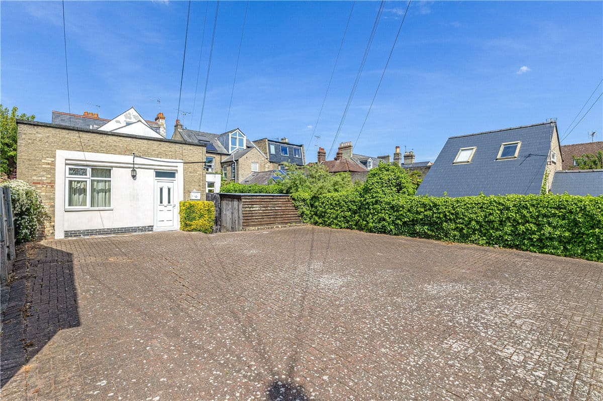 11 bedroom house, Chesterton Road, Cambridge CB4 - Available