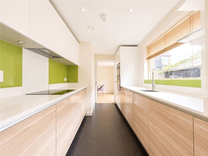 3 bedroom house, Royal Way, Trumpington CB2 - Available