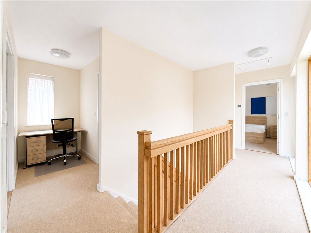3 bedroom house, Royal Way, Trumpington CB2 - Available
