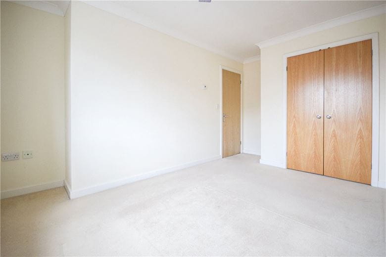 1 bedroom flat, Ringstone, Duxford CB22
