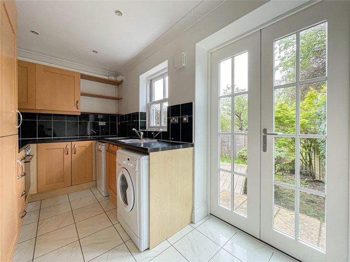 2 bedroom house, Montreal Square, Cambridge CB1 - Let Agreed