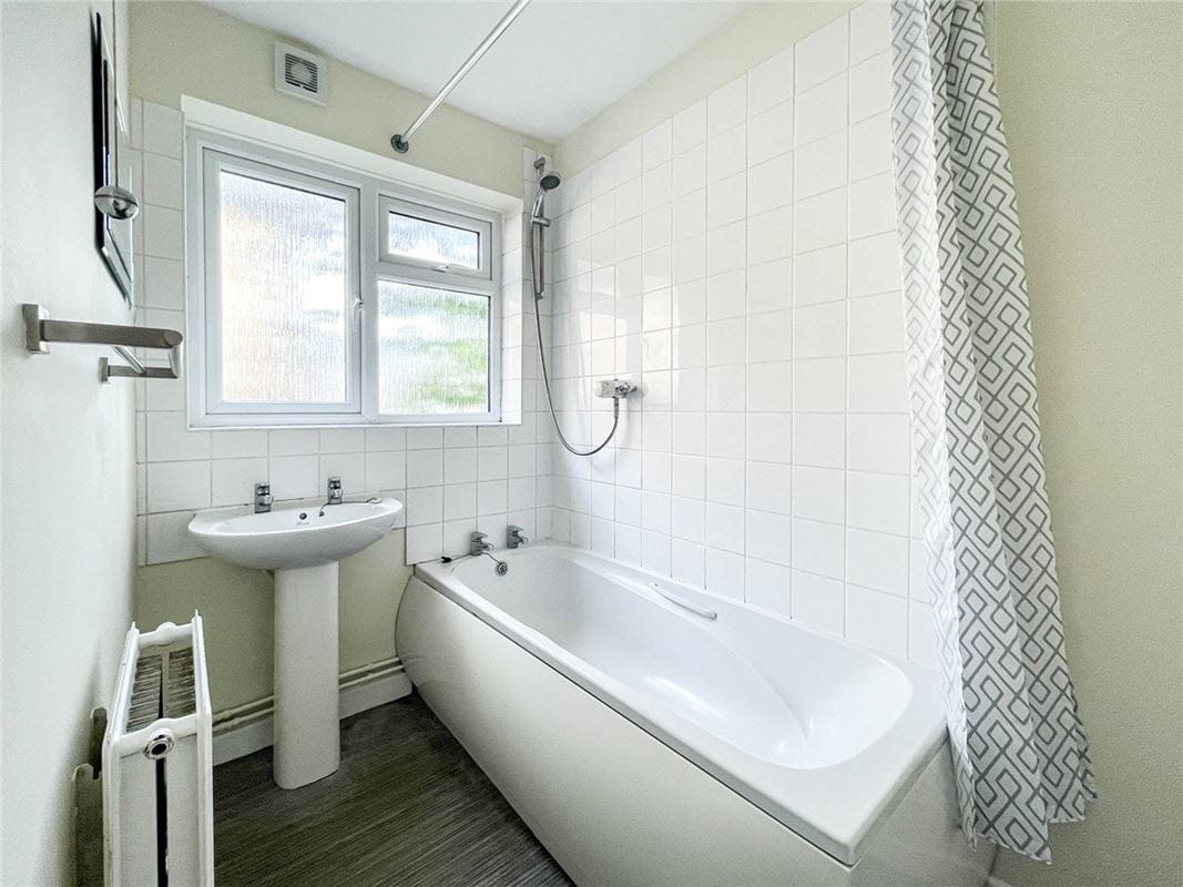 2 bedroom house, Pages Close, Histon CB24