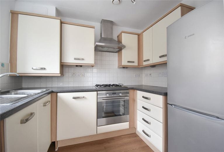 1 bedroom flat, Gladeside, Cambridge CB4