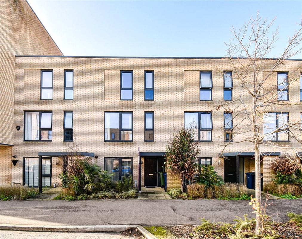 3 bedroom house, Whittle Avenue, Trumpington CB2 - Let Agreed