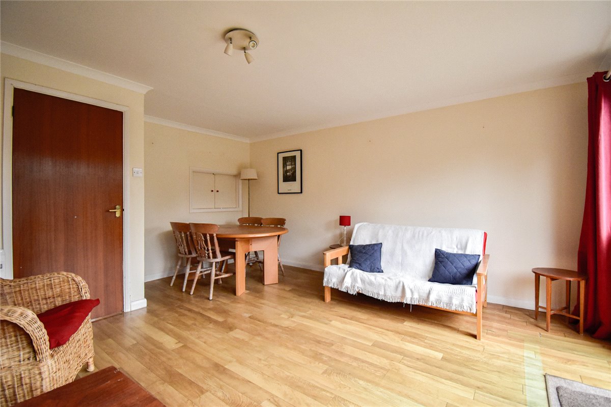 2 bedroom house, Gainsborough Close, Cambridge CB4 - Let Agreed