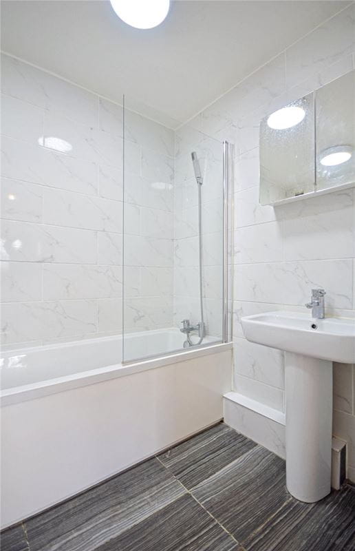 2 bedroom flat, Elmfield Road, Cambridge CB4