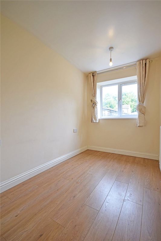 2 bedroom flat, Elmfield Road, Cambridge CB4