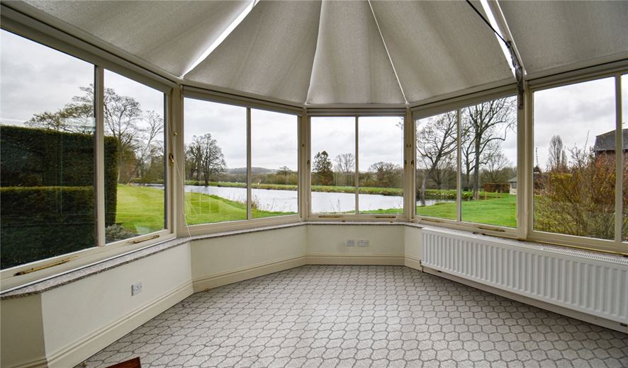 3 bedroom cottage, Place Farm, Off Upend Road CB8