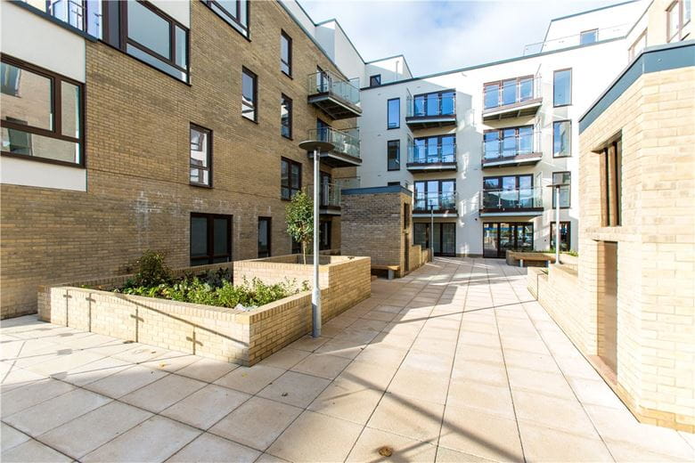 1 bedroom flat, Beacon Rise, 160 Newmarket Road CB5