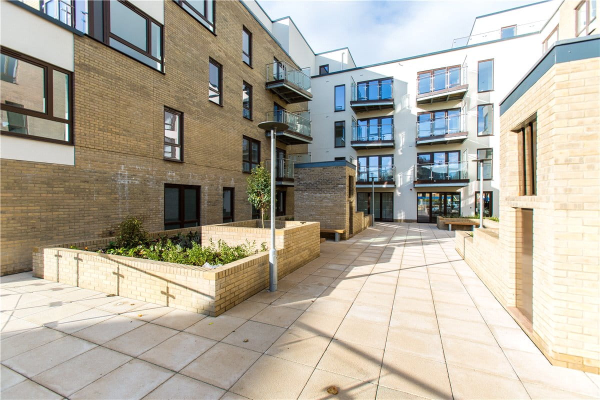 1 bedroom flat, Beacon Rise, 160 Newmarket Road CB5