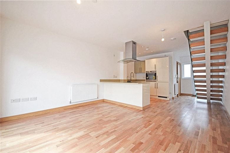 2 bedroom flat, Flamsteed Close, Cambridge CB1 - Let Agreed