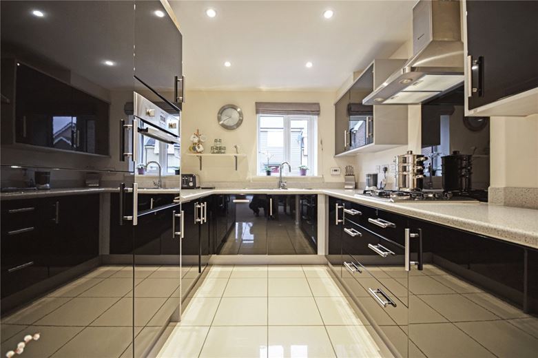 3 bedroom house, Spitfire Road, Upper Cambourne CB23