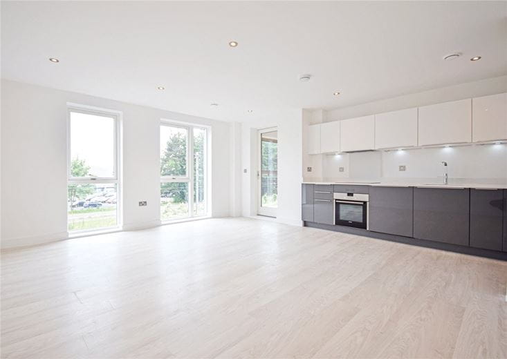 2 bedroom flat, Scholars Court, Harrison Drive CB2 - Let Agreed