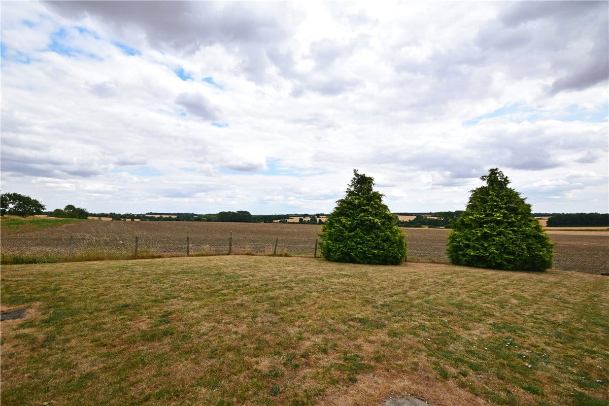 3 bedroom house, Haverhill Road, Horseheath CB21