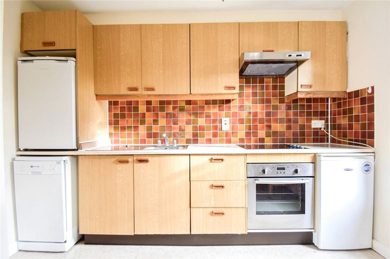 1 bedroom flat, Midsummer Court, Manhattan Drive CB4 - Let Agreed