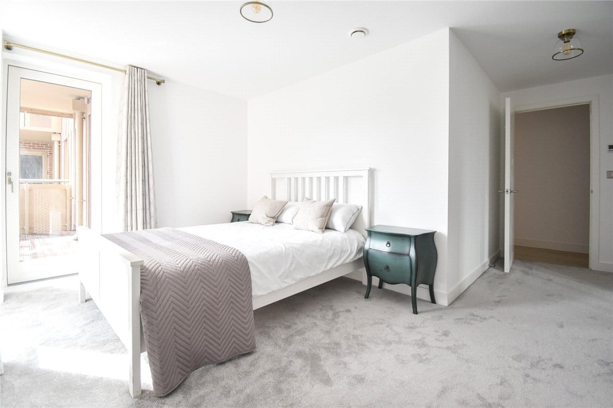 3 bedroom flat, Scholars Court, Harrison Drive CB2 - Let Agreed